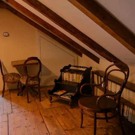 Iolanda Apartment
