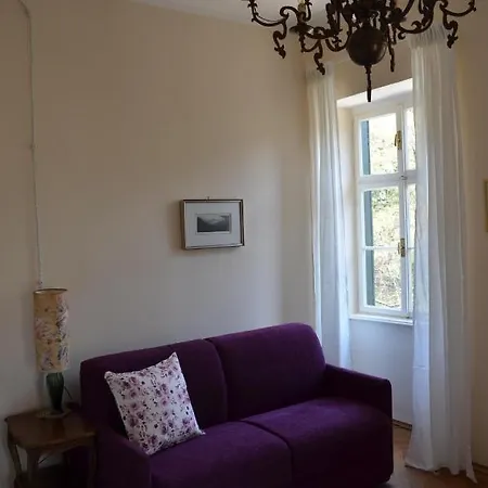 Iolanda Apartment